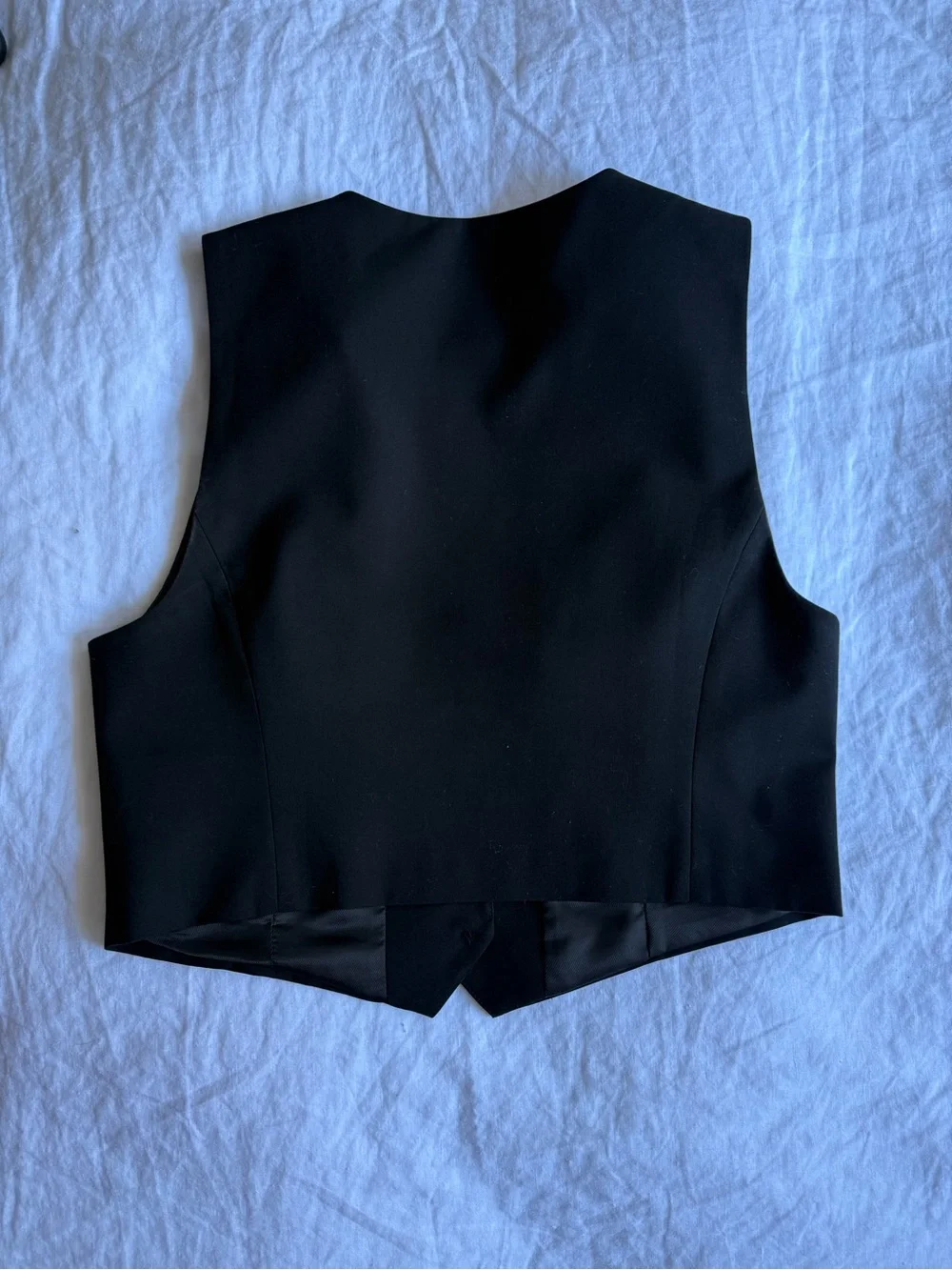 ZARA Black Button-Front Vest - Picture 3 of 6